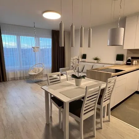 2 Apartment, With A View Of The Castle Apartmán